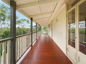 Castle Cove Painting Verandah Best Low Res 6x4.5
